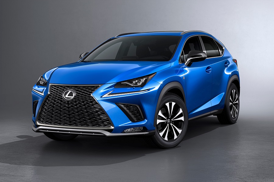 Обновленный кроссовер Lexus NX: озвучены цены для России